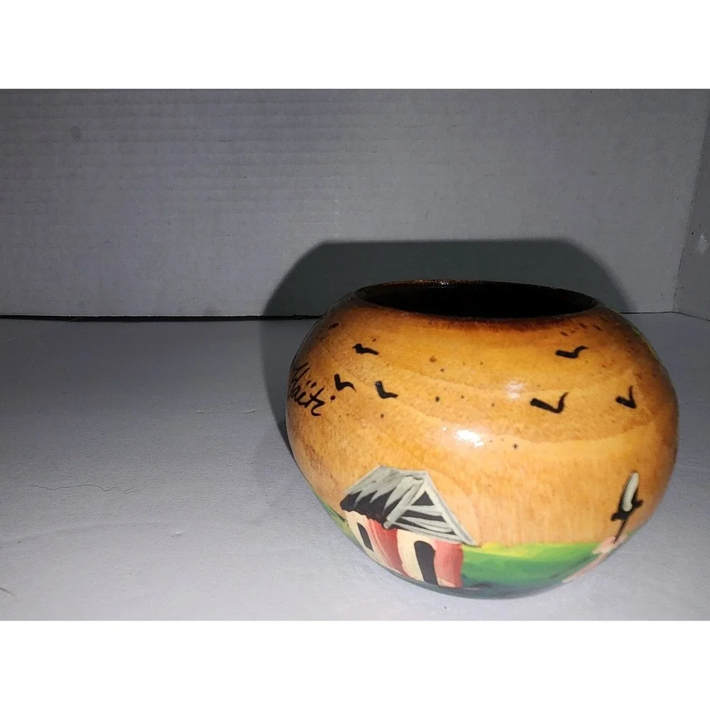 Haiti wood‎ pot souvenir hand painted